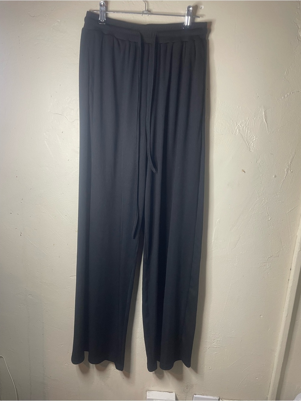 YOZY Women’s Black Wide Leg Knit Lounge Pants Drawstring Elastic Waist Sz M